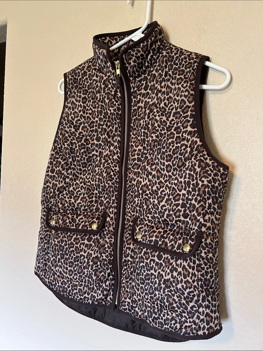 J. Crew Leopard Print Quilted Puffer Vest Small Brown Animal Print Gold Zip